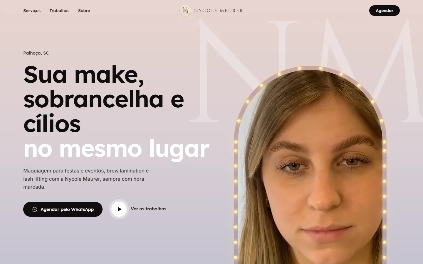 Web de Nycole Meurer Beauty en el ordenador